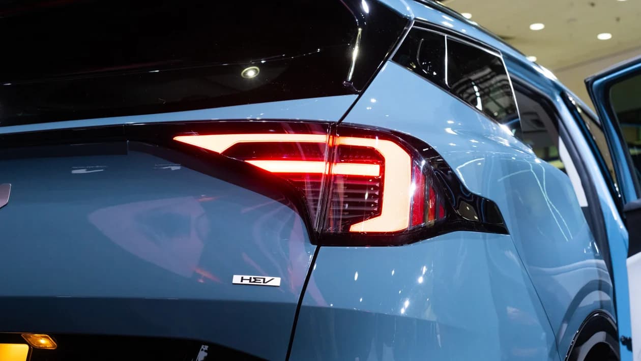 Noul Kia Sportage 2025 facelift își face debutul public la Salonul Auto de la Los Angeles