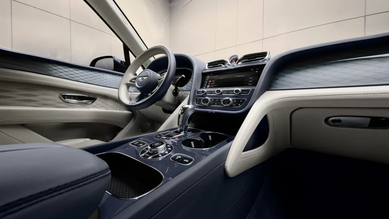 Noua ediție Bentley Bentayga Atelier: O capodoperă a SUV-urilor de lux