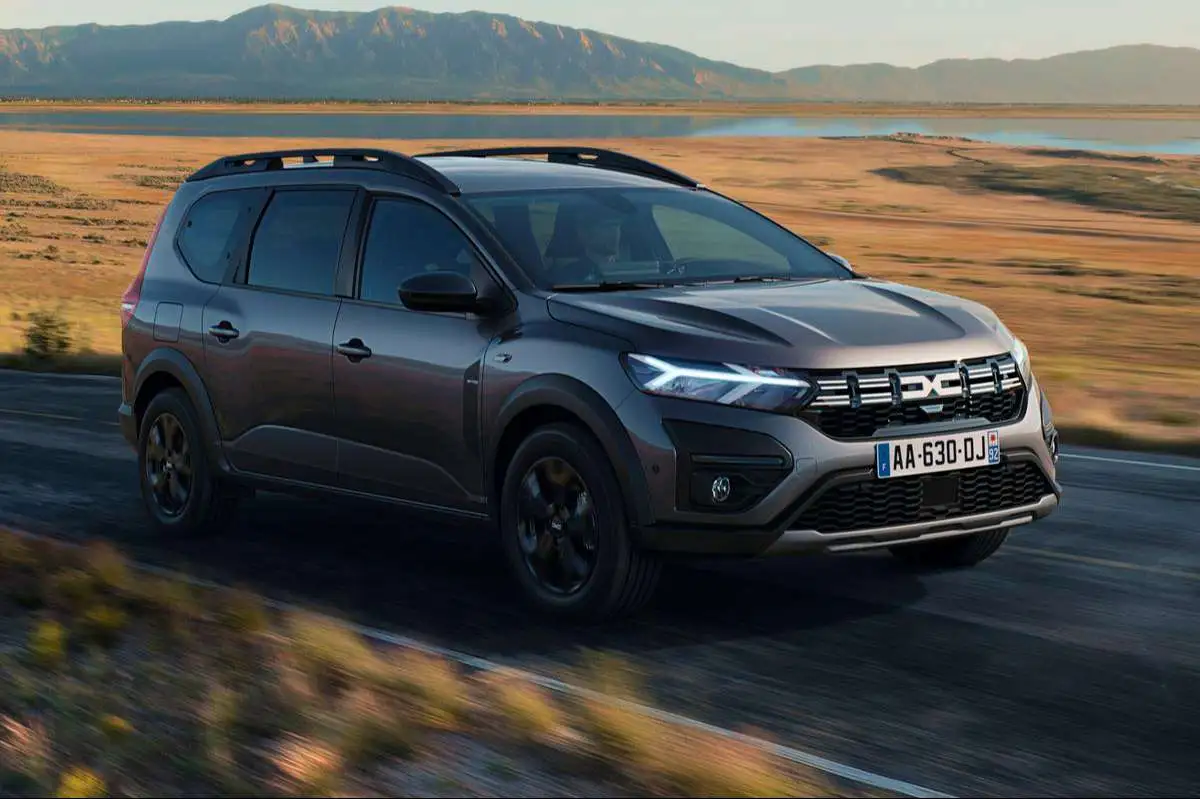 Top 10 cele mai bune mașini cu 7 locuri pe care să le cumperi în 2023