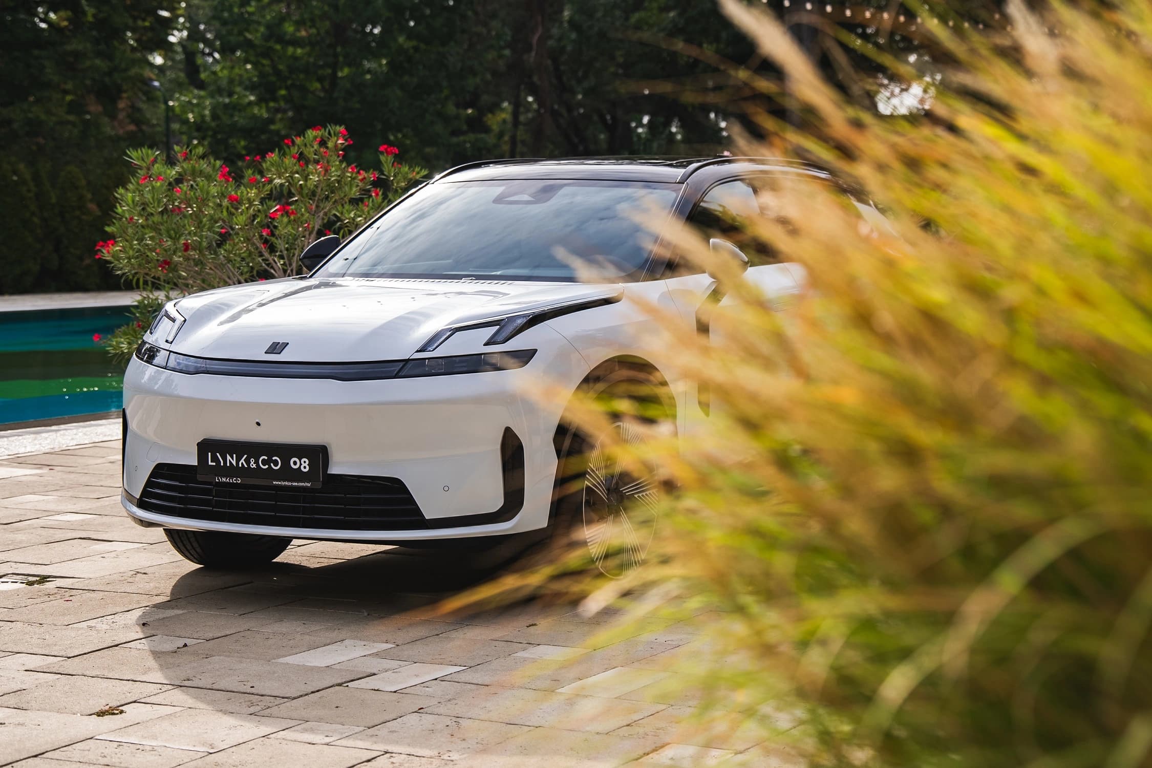 Lansarea Lynk&Co 08 în România