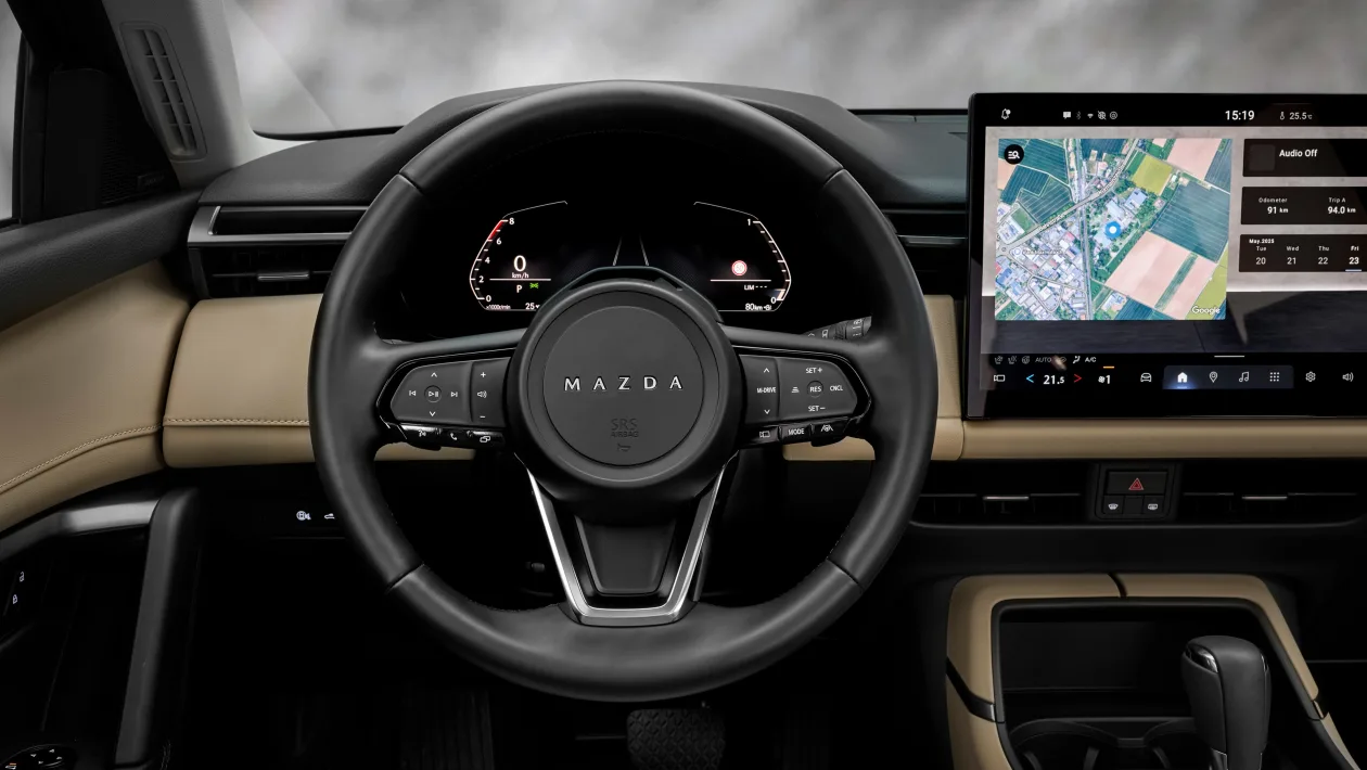 Noul Mazda CX-5 2025: Design revizuit, spațiu generos și control minimalist