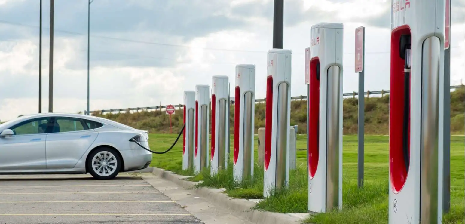 Infrastructura de încărcare în România în 2026: ce trebuie să știe un șofer de electrică