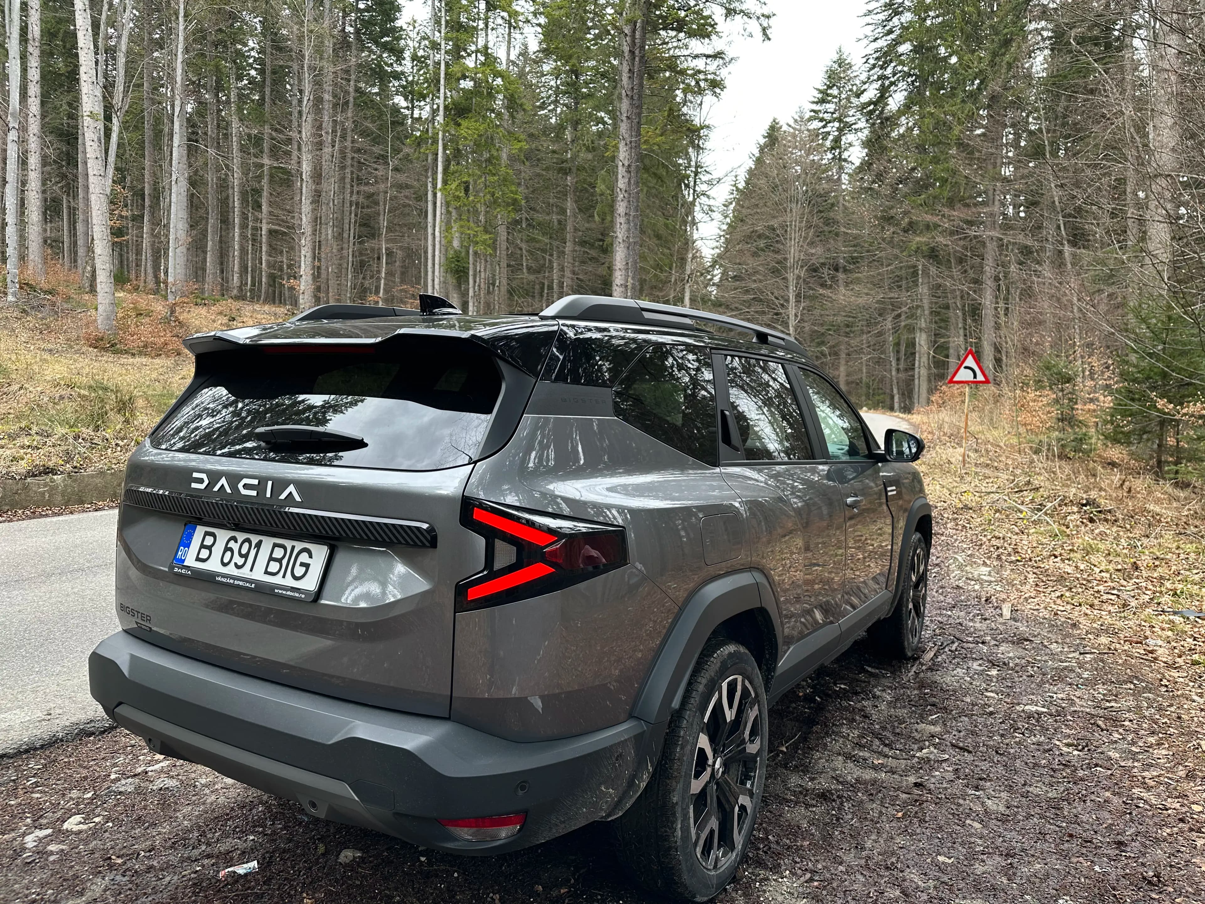 Test drive Dacia Bigster Hibrid 2025: Am Testat SUV-ul Care Sfidează Prețurile Premium