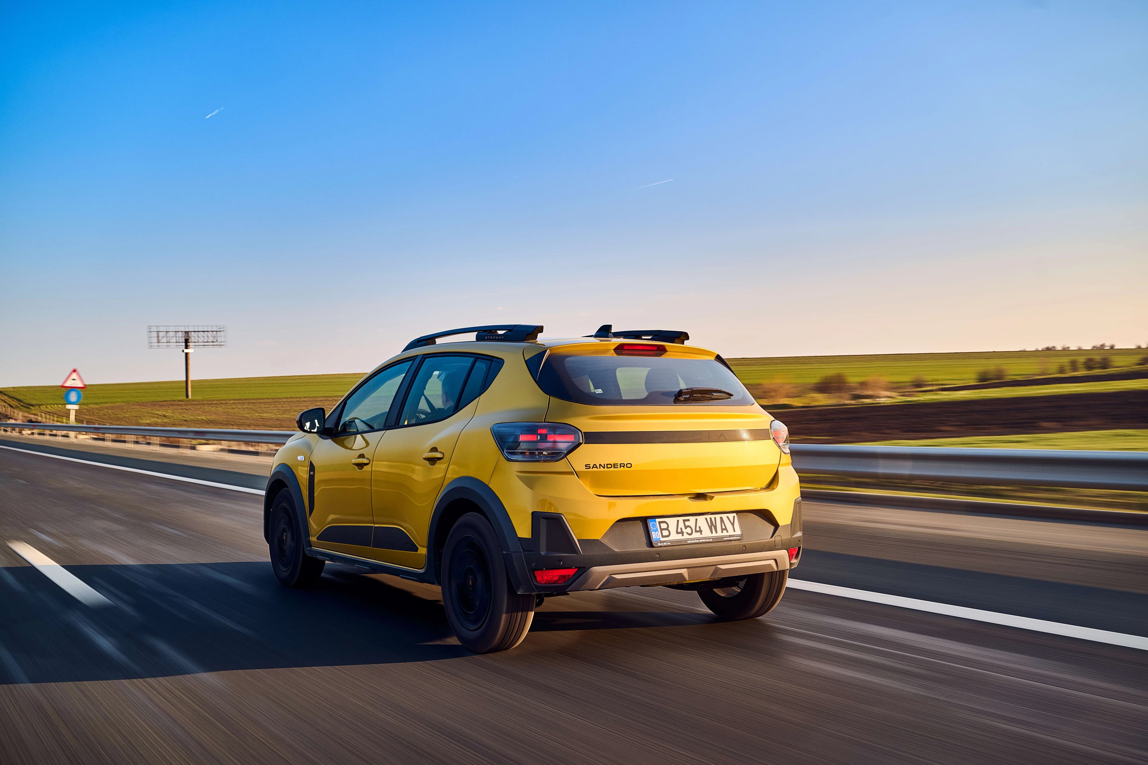 Test Drive Dacia Sandero Stepway facelift 2026 – crossoverul accesibil care face aproape totul bine