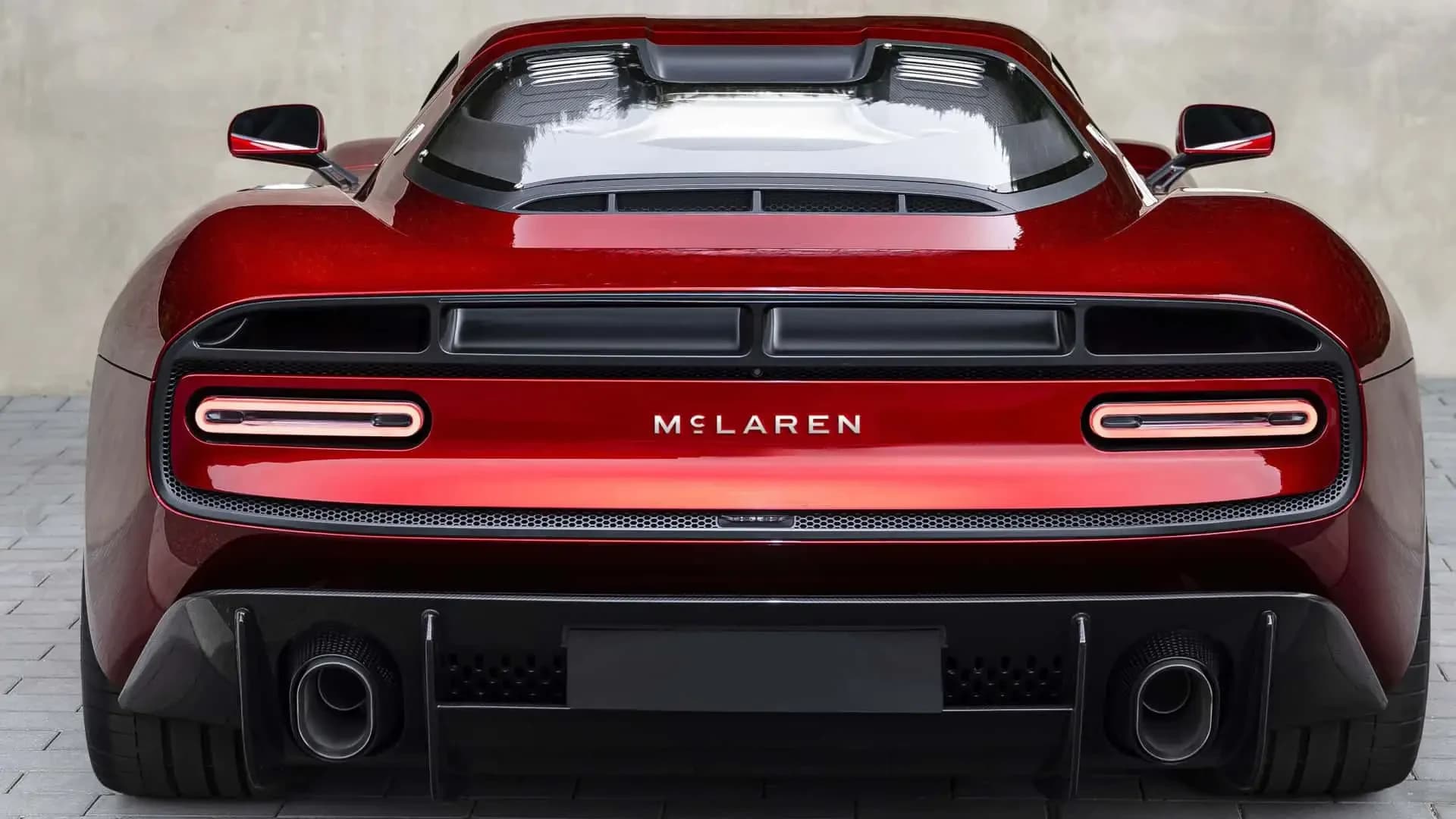 McLaren își schimbă logo-ul și pregătește o identitate vizuală pentru era SUV-ului