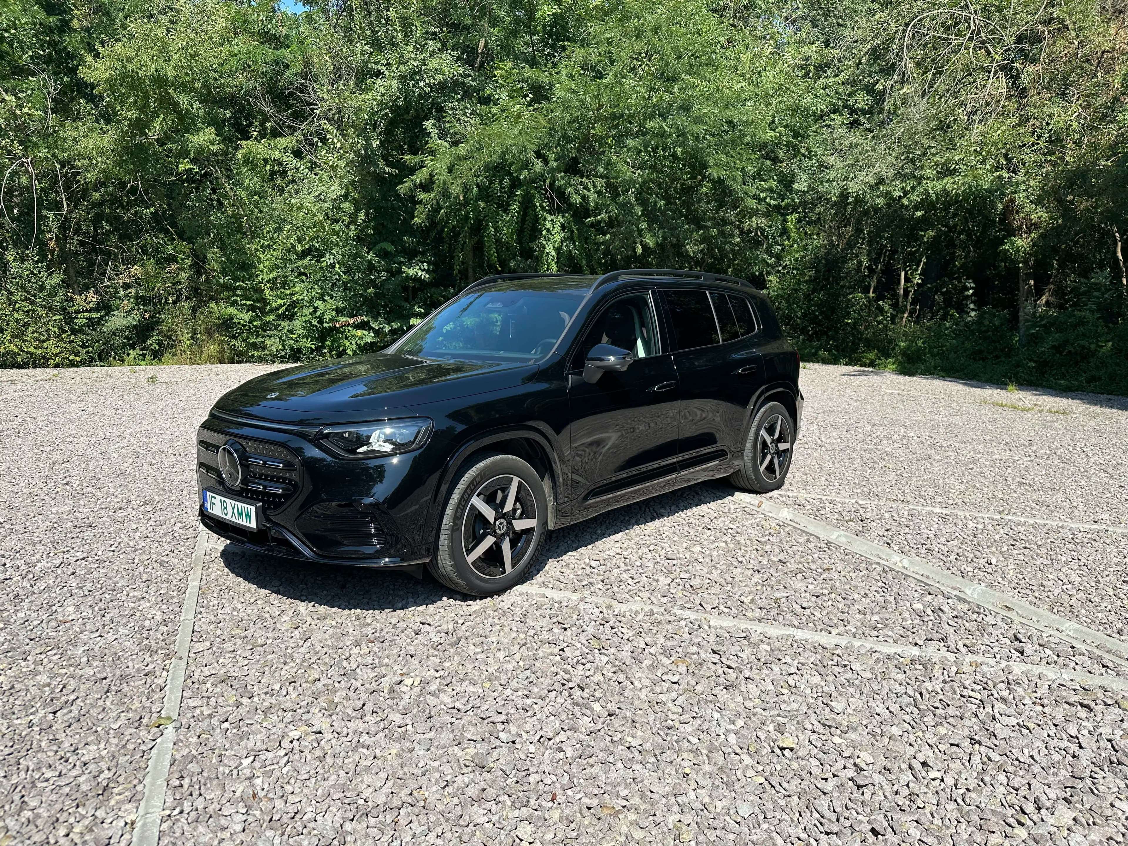Test drive Mercedes-Benz GLB 350 4MATIC electric: mai mult decât urmașul lui EQB