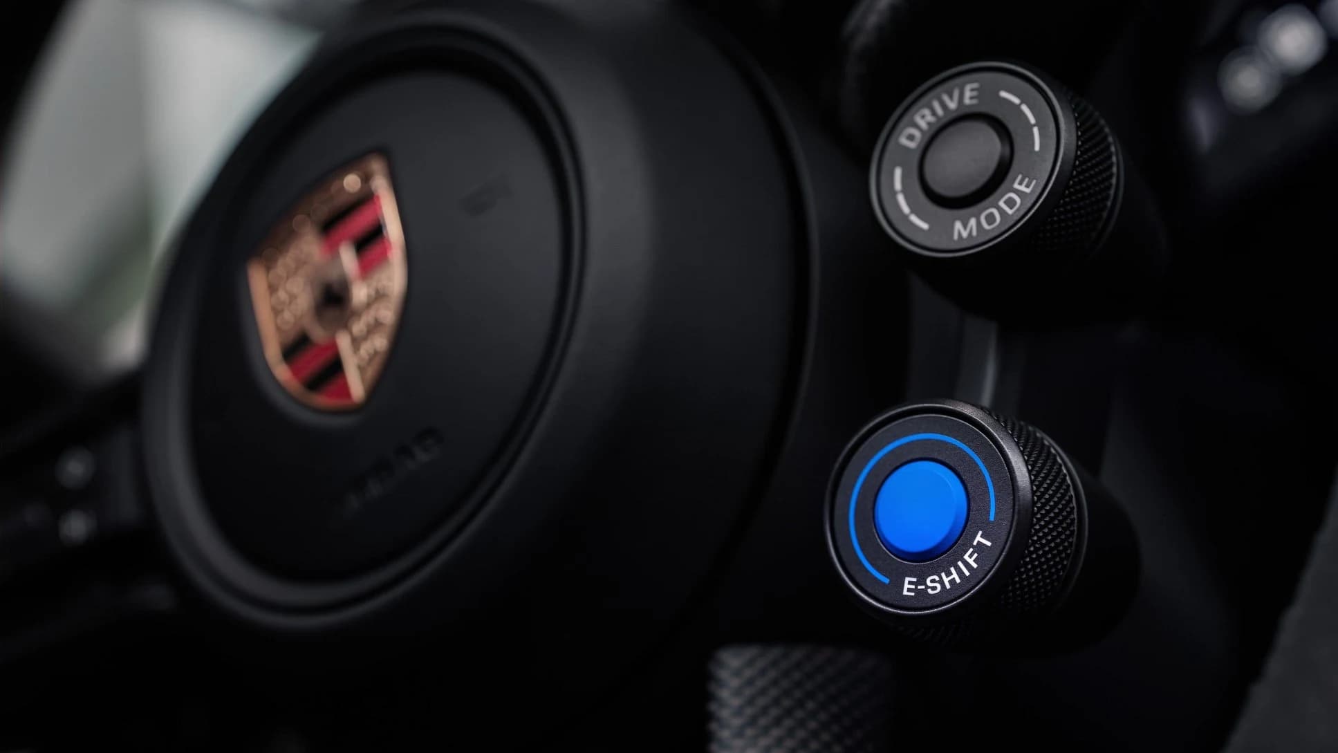 Porsche a brevetat o transmisie automată cu mod manual și a treia pedală