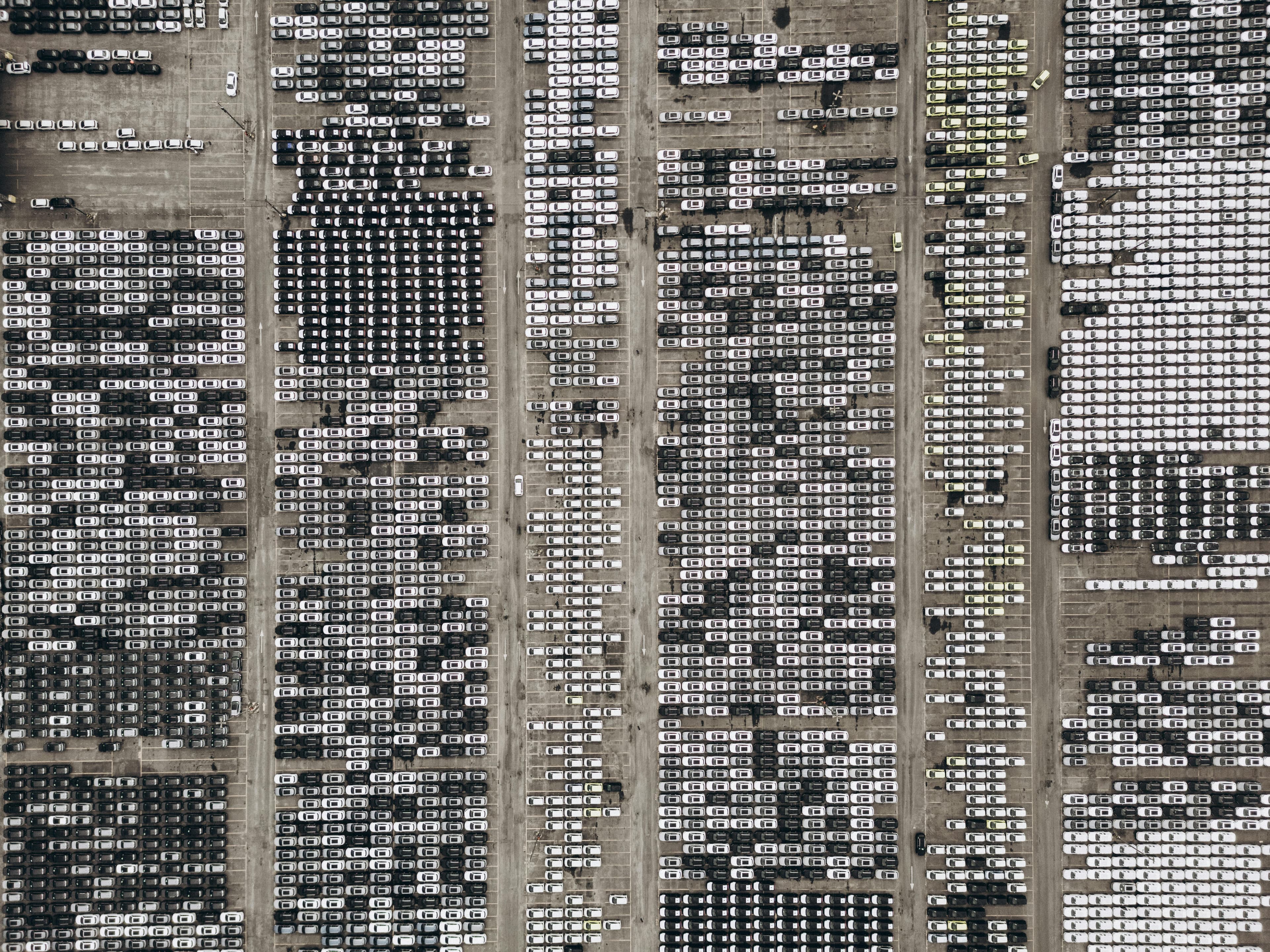 Producția auto din România a scăzut cu 4,5% față de aceeași lună din 2025