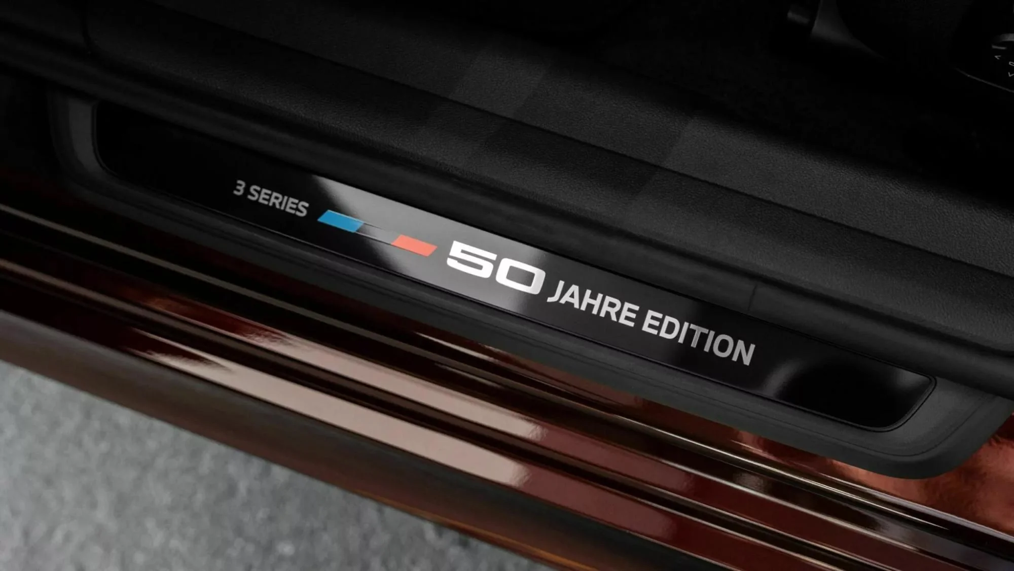 BMW Seria 3 sărbătorește 50 de ani cu ediția specială M340i xDrive 50 Jahre Edition