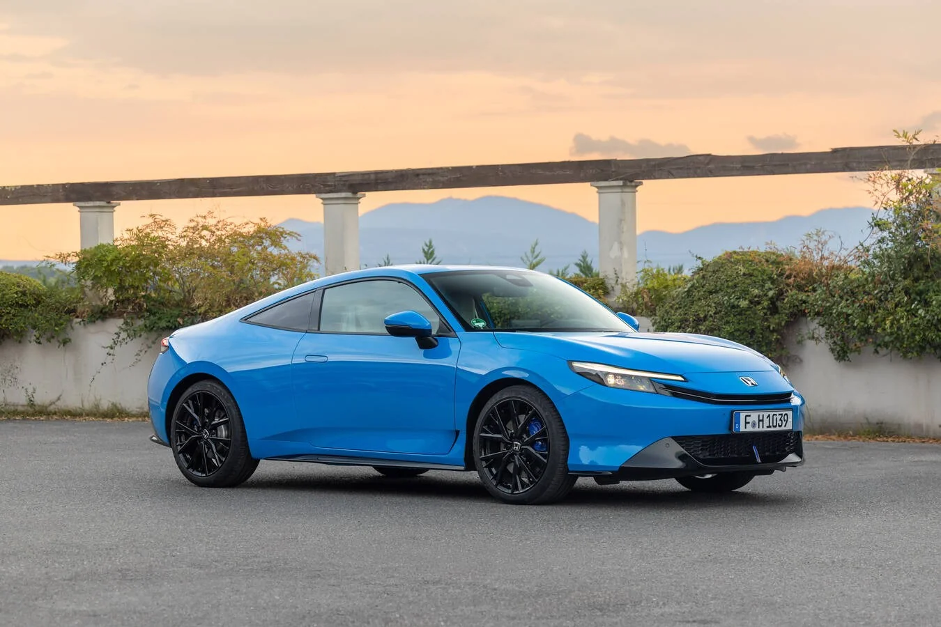 lansare în România în primăvara lui 2026.