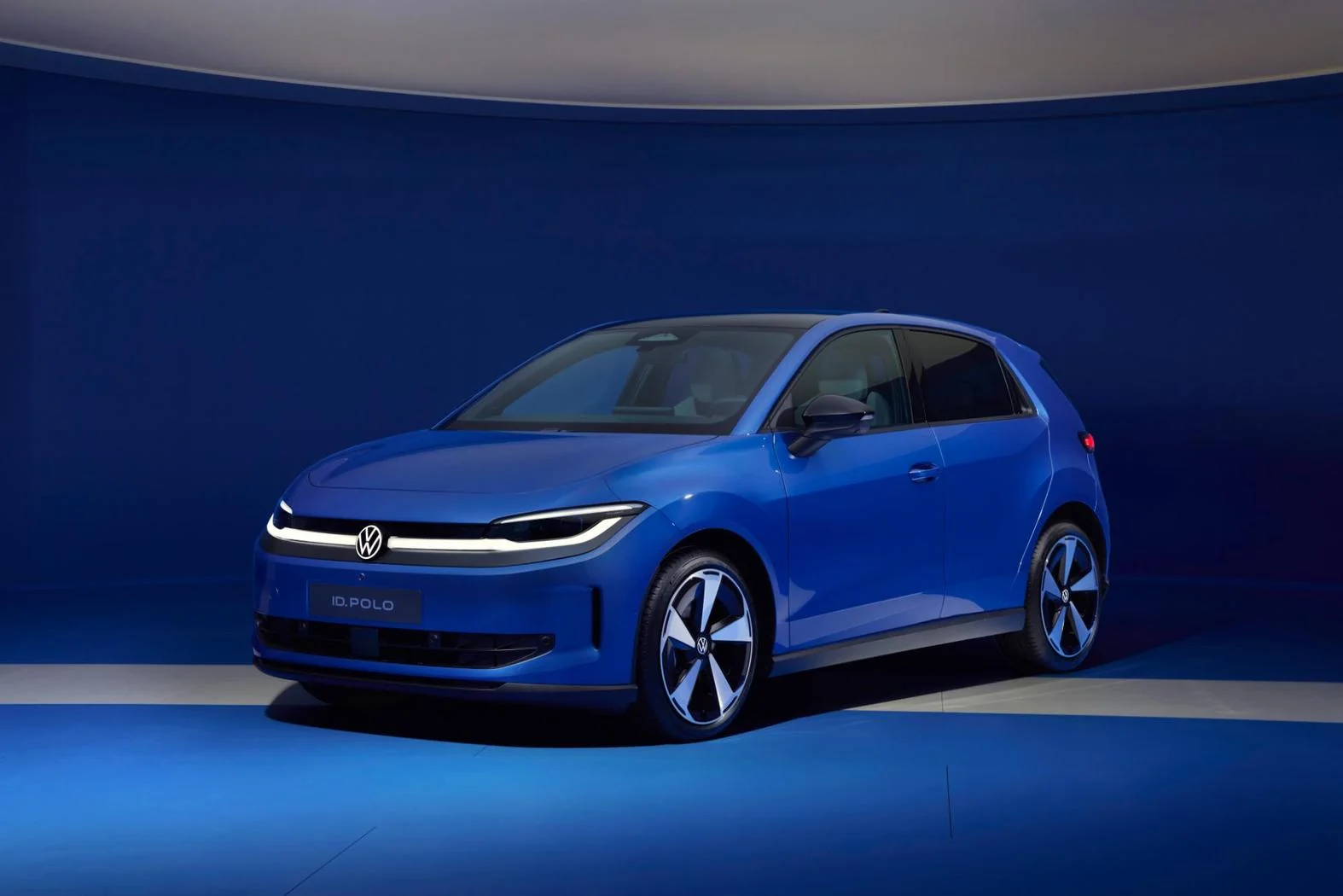 Prima generație electrică cu autonomie de 454 km, lansată oficial