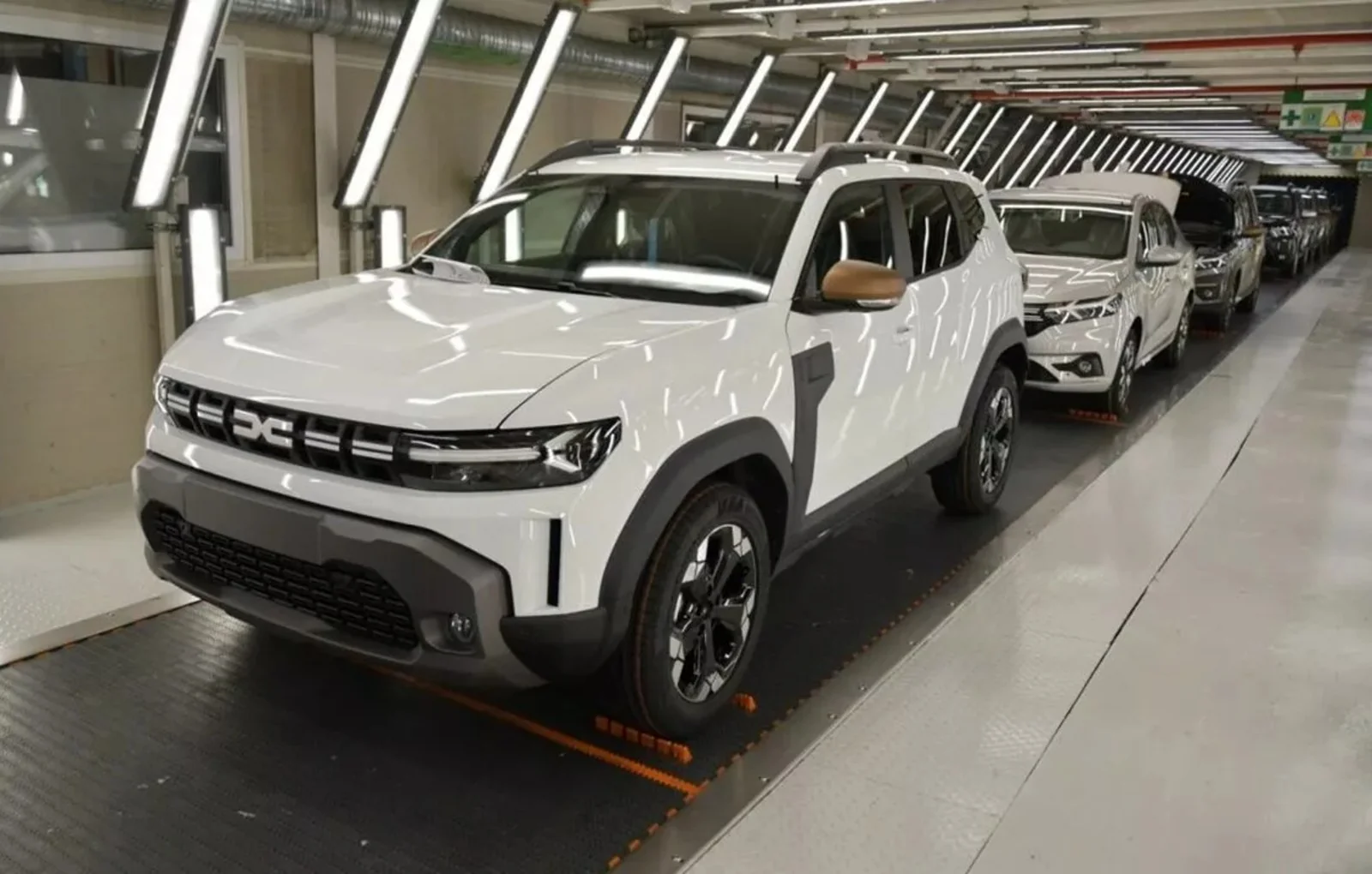 Dacia anunță reducerea producției la fabrica din Mioveni începând cu 2026