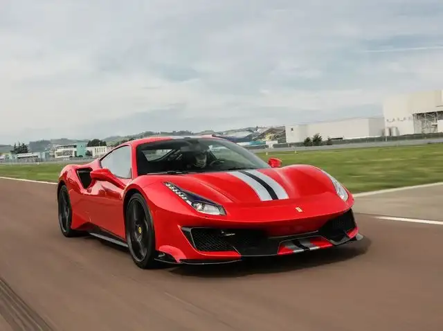 Ferrari 488 Pista