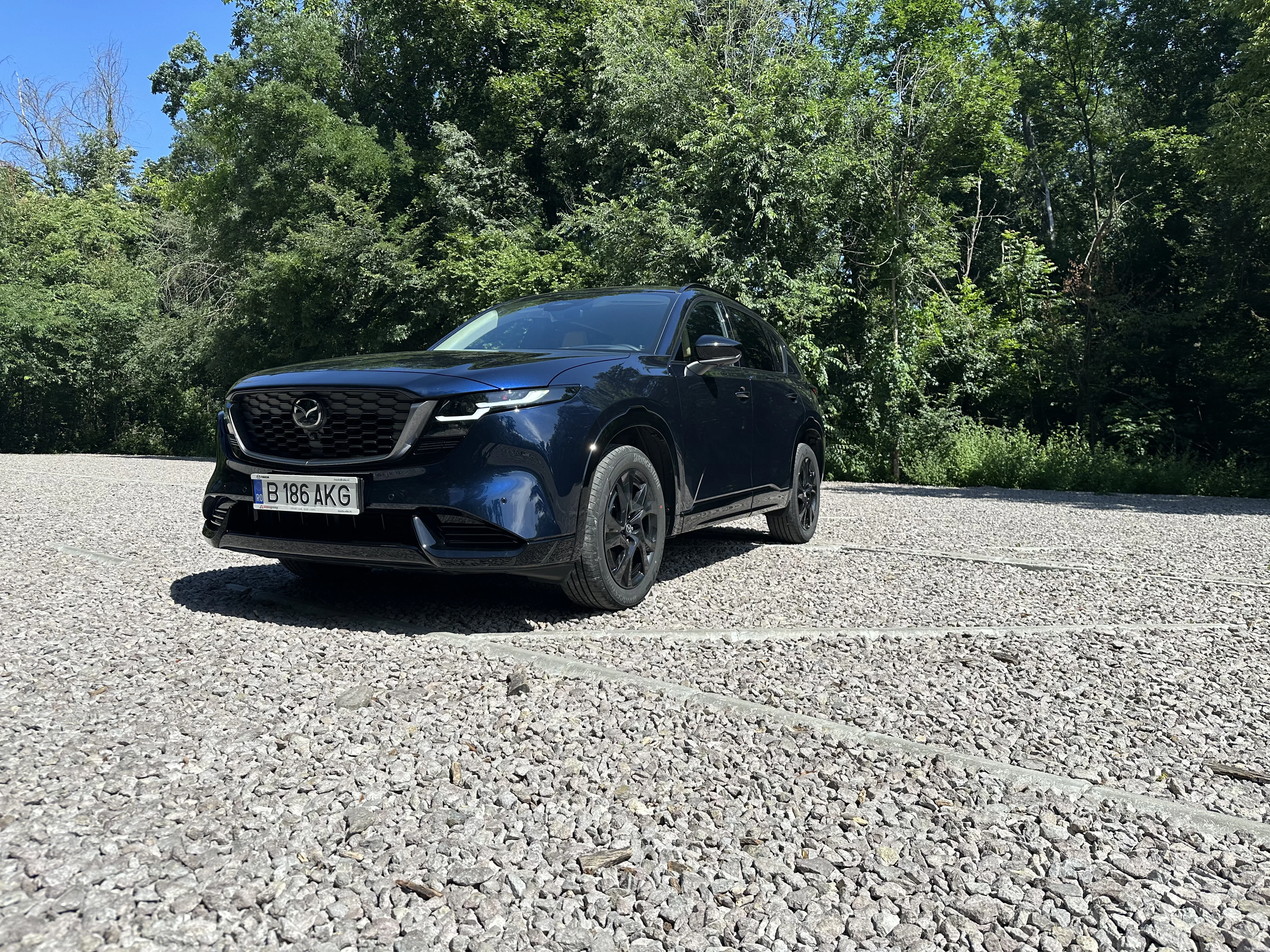 Test Drive Mazda CX-5 2.5 e-Skyactiv: SUV-ul care nu se grăbește, dar știe să te țină liniștit